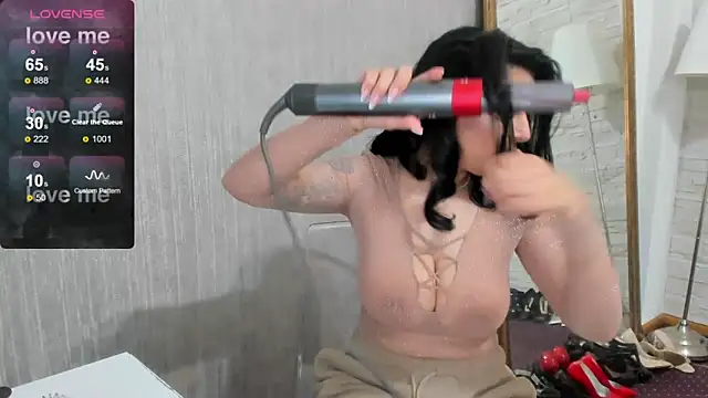 Snapshot of ElisaBaxter chatting on February 11, 2025, 8:48 am ElisaBaxter online show from February 11, 2025, 8:48 am