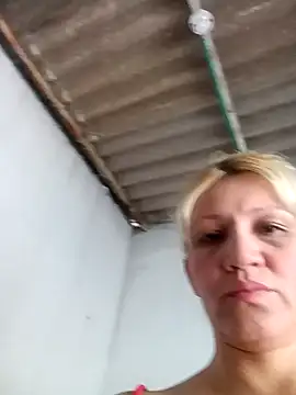 Snapshot of Nicolle_Milf chatting on March 11, 2025, 6:41 pm Nicolle Milf online show from March 11, 2025, 6:41 pm