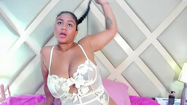 Snapshot of SSCARLETH_ chatting on March 5, 2025, 2:34 pm SSCARLETH online show from March 5, 2025, 2:34 pm