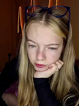 Snapshot of -veranito- chatting on March 12, 2025, 3:02 am -veranito- online show from March 12, 2025, 3:02 am