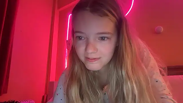 Snapshot of -veranito- chatting on September 17, 2025, 3:08 am -veranito- online show from September 17, 2025, 3:08 am