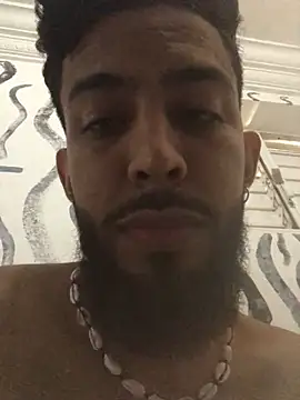 Snapshot of Alessandro__Rossi chatting on February 4, 2025, 1:59 pm Alessandro Rossi online show from February 4, 2025, 1:59 pm