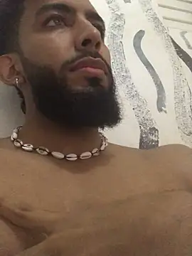 Snapshot of Alessandro__Rossi chatting on February 5, 2025, 2:05 pm Alessandro Rossi online show from February 5, 2025, 2:05 pm