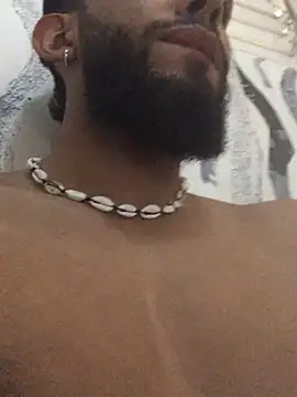 Snapshot of Alessandro__Rossi chatting on February 8, 2025, 4:04 pm Alessandro Rossi online show from February 8, 2025, 4:04 pm