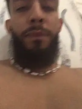 Snapshot of Alessandro__Rossi chatting on February 13, 2025, 3:35 pm Alessandro Rossi online show from February 13, 2025, 3:35 pm