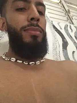 Snapshot of Alessandro__Rossi chatting on February 13, 2025, 7:31 pm Alessandro Rossi online show from February 13, 2025, 7:31 pm