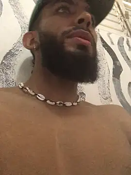 Snapshot of Alessandro__Rossi chatting on February 18, 2025, 2:27 pm Alessandro Rossi online show from February 18, 2025, 2:27 pm