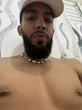 Snapshot of Alessandro__Rossi chatting on March 17, 2025, 9:55 pm Alessandro Rossi online show from March 17, 2025, 9:55 pm