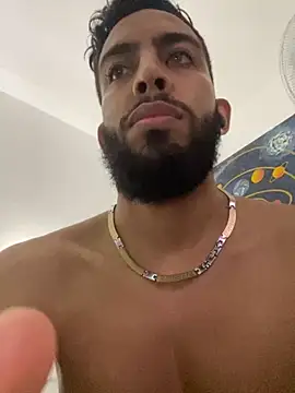 Snapshot of Alessandro__Rossi chatting on September 12, 2025, 10:37 am Alessandro Rossi online show from September 12, 2025, 10:37 am