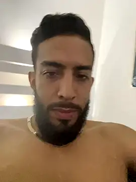 Snapshot of Alessandro__Rossi chatting on September 17, 2025, 2:19 pm Alessandro Rossi online show from September 17, 2025, 2:19 pm