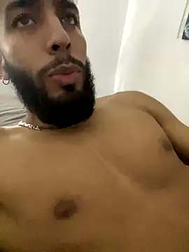 Snapshot of Alessandro__Rossi chatting on October 3, 2025, 1:24 am Alessandro Rossi online show from October 3, 2025, 1:24 am