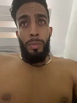 Snapshot of Alessandro__Rossi chatting on October 7, 2025, 7:16 am Alessandro Rossi online show from October 7, 2025, 7:16 am