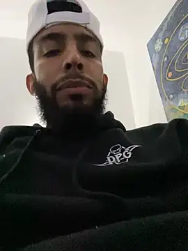 Snapshot of Alessandro__Rossi chatting on October 14, 2025, 4:41 pm Alessandro Rossi online show from October 14, 2025, 4:41 pm