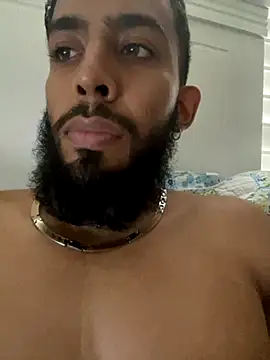 Snapshot of Alessandro__Rossi chatting on October 29, 2025, 3:25 pm Alessandro Rossi online show from October 29, 2025, 3:25 pm