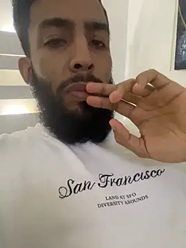 Snapshot of Alessandro__Rossi chatting on October 30, 2025, 3:46 pm Alessandro Rossi online show from October 30, 2025, 3:46 pm