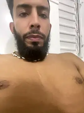 Snapshot of Alessandro__Rossi chatting on November 5, 2025, 8:09 pm Alessandro Rossi online show from November 5, 2025, 8:09 pm