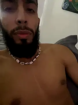 Snapshot of Alessandro__Rossi chatting on November 12, 2025, 8:37 am Alessandro Rossi online show from November 12, 2025, 8:37 am