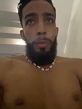 Snapshot of Alessandro__Rossi chatting on November 19, 2025, 5:46 pm Alessandro Rossi online show from November 19, 2025, 5:46 pm