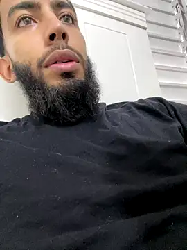 Snapshot of Alessandro__Rossi chatting on December 18, 2025, 3:51 pm Alessandro Rossi online show from December 18, 2025, 3:51 pm