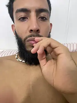 Snapshot of Alessandro__Rossi chatting on December 22, 2025, 5:54 pm Alessandro Rossi online show from December 22, 2025, 5:54 pm