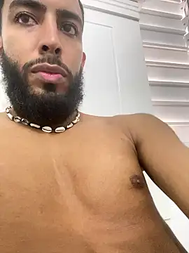 Snapshot of Alessandro__Rossi chatting on January 8, 2026, 12:40 pm Alessandro Rossi online show from January 8, 2026, 12:40 pm