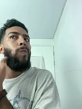 Snapshot of Alessandro__Rossi chatting on February 2, 2026, 5:55 pm Alessandro Rossi online show from February 2, 2026, 5:55 pm