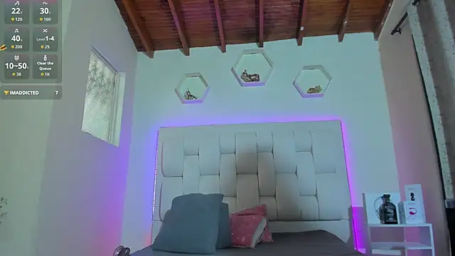 Snapshot of shanakendall chatting on November 20, 2025, 2:28 pm shanakendall online show from November 20, 2025, 2:28 pm