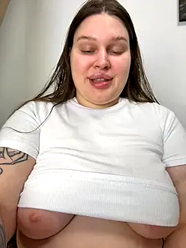 perfect sweety girl online show from September 8, 2025, 8:30 pm