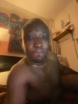 Snapshot of KingB8r chatting on November 8, 2025, 4:12 am KingB8r online show from November 8, 2025, 4:12 am