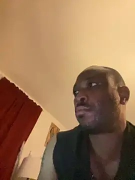 Snapshot of KingB8r chatting on December 18, 2025, 4:07 am KingB8r online show from December 18, 2025, 4:07 am