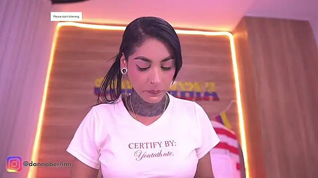 Snapshot of danna_berlin_ chatting on July 5, 2026, 7:21 pm danna berlin online show from July 5, 2026, 7:21 pm