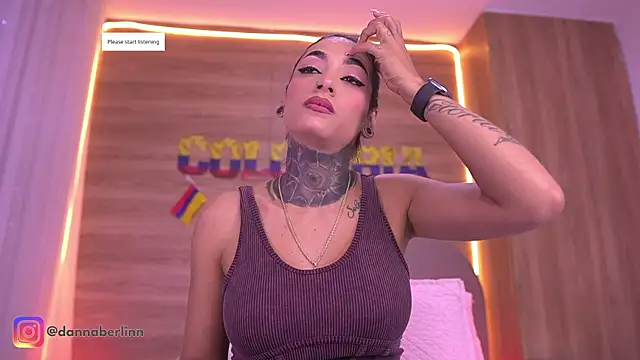 Snapshot of danna_berlin_ chatting on July 8, 2026, 7:18 pm danna berlin online show from July 8, 2026, 7:18 pm