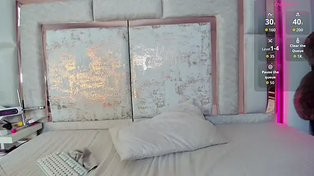 Snapshot of kimjonnes01 chatting on November 2, 2025, 4:59 am kimjonnes01 online show from November 2, 2025, 4:59 am