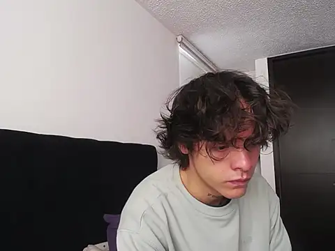 Snapshot of Santiago_kiler chatting on December 2, 2024, 4:42 pm Santiago kiler online show from December 2, 2024, 4:42 pm