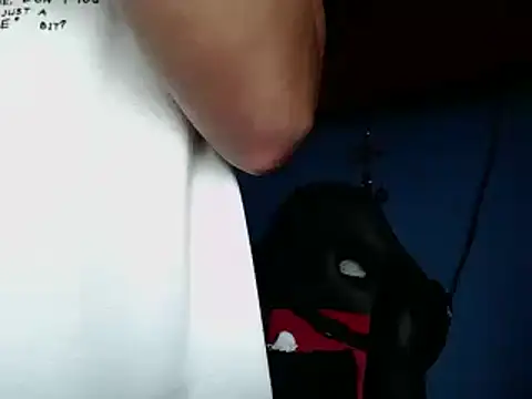 Snapshot of Santiago_kiler chatting on January 11, 2025, 7:27 pm Santiago kiler online show from January 11, 2025, 7:27 pm