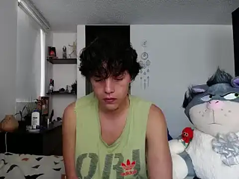 Snapshot of Santiago_kiler chatting on January 20, 2025, 7:57 pm Santiago kiler online show from January 20, 2025, 7:57 pm