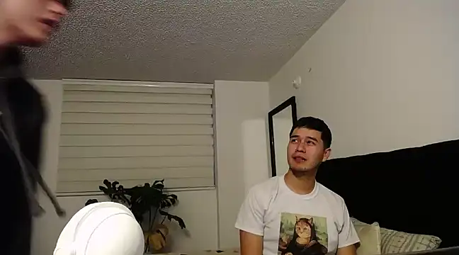 Snapshot of Santiago_kiler chatting on January 30, 2025, 11:24 pm Santiago kiler online show from January 30, 2025, 11:24 pm