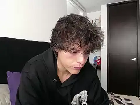 Snapshot of Santiago_kiler chatting on March 12, 2025, 4:24 pm Santiago kiler online show from March 12, 2025, 4:24 pm