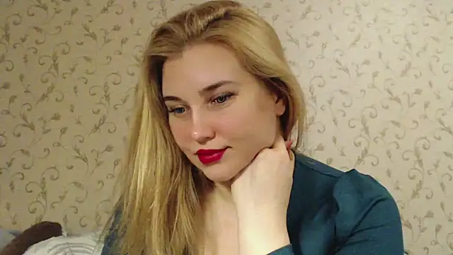 Snapshot of mmmPinUpGirl chatting on February 28, 2025, 7:25 pm mmmPinUpGirl online show from February 28, 2025, 7:25 pm