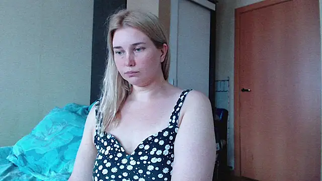 Snapshot of mmmPinUpGirl chatting on July 4, 2026, 3:07 pm mmmPinUpGirl online show from July 4, 2026, 3:07 pm