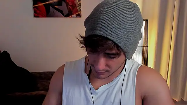 AlexRivera6 online show from May 13, 2026, 5:54 pm