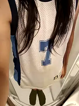 Snapshot of rodovlaz chatting on February 16, 2025, 4:32 pm rodovlaz online show from February 16, 2025, 4:32 pm