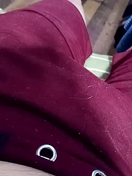 Snapshot of rodovlaz chatting on February 25, 2025, 1:06 pm rodovlaz online show from February 25, 2025, 1:06 pm