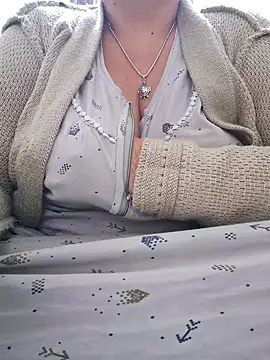 Snapshot of Kavya_XX chatting on December 5, 2024, 12:00 pm Kavya XX online show from December 5, 2024, 12:00 pm