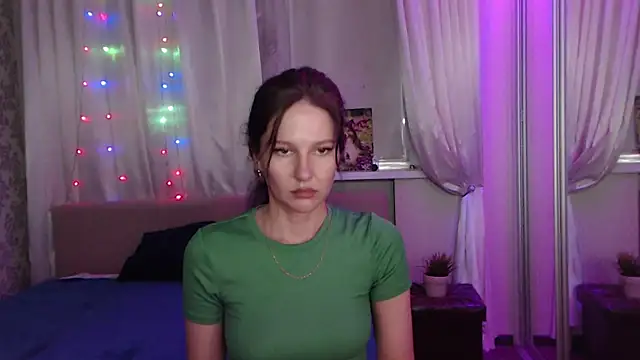 Snapshot of Zlata888 chatting on June 24, 2026, 2:27 pm Zlata888 online show from June 24, 2026, 2:27 pm