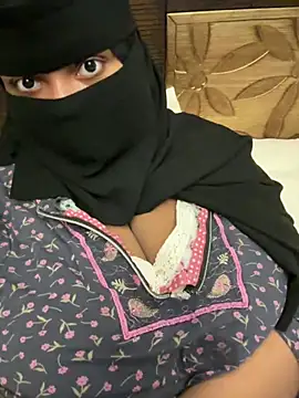 Submissive Arab online show from March 1, 2025, 10:53 pm