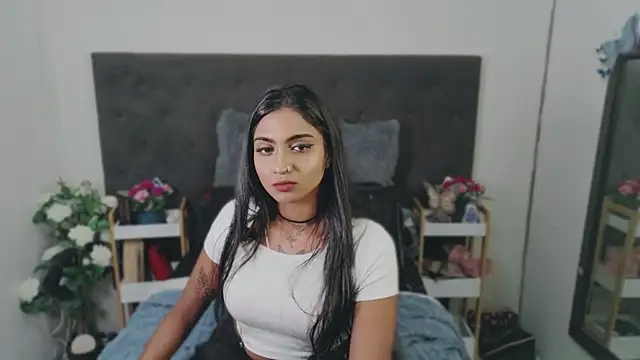 Snapshot of Delilah_Blazee chatting on July 13, 2026, 2:53 pm Delilah Blazee online show from July 13, 2026, 2:53 pm