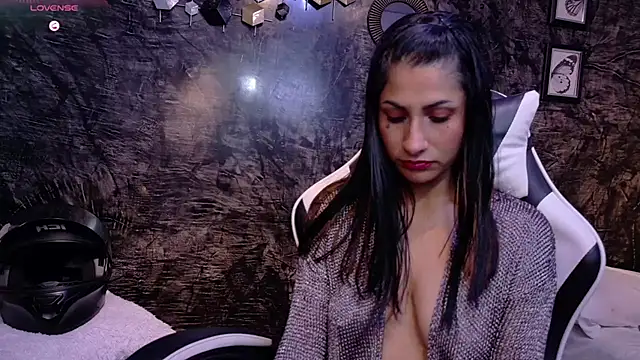 tamara colliins  online show from March 13, 2026, 11:00 pm