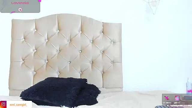 Snapshot of emily_campbell_ chatting on January 6, 2025, 2:03 pm emily campbell online show from January 6, 2025, 2:03 pm