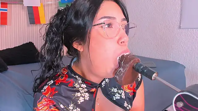 emily campbell  online show from July 15, 2026, 4:34 pm